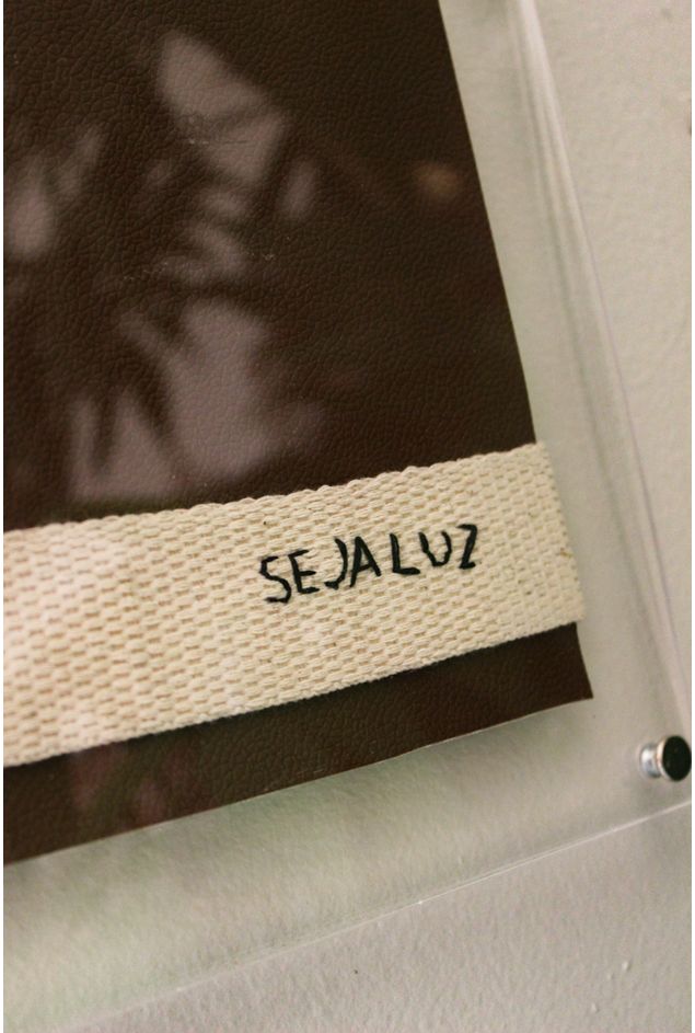 Quadro Acrilico Seja Luz Mimo Galeria